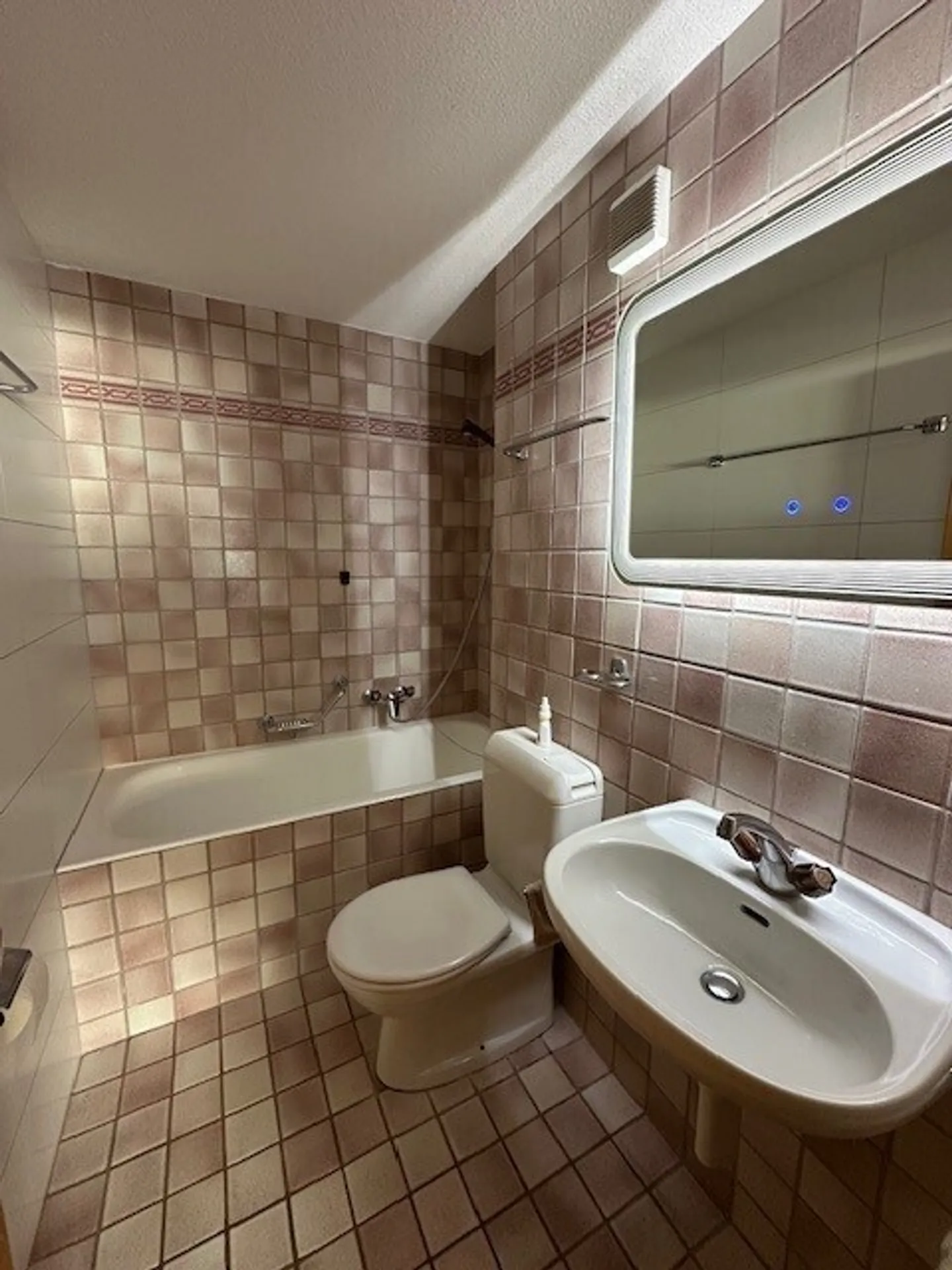 Charming Apartment in Champéry - Photo 12 of 16