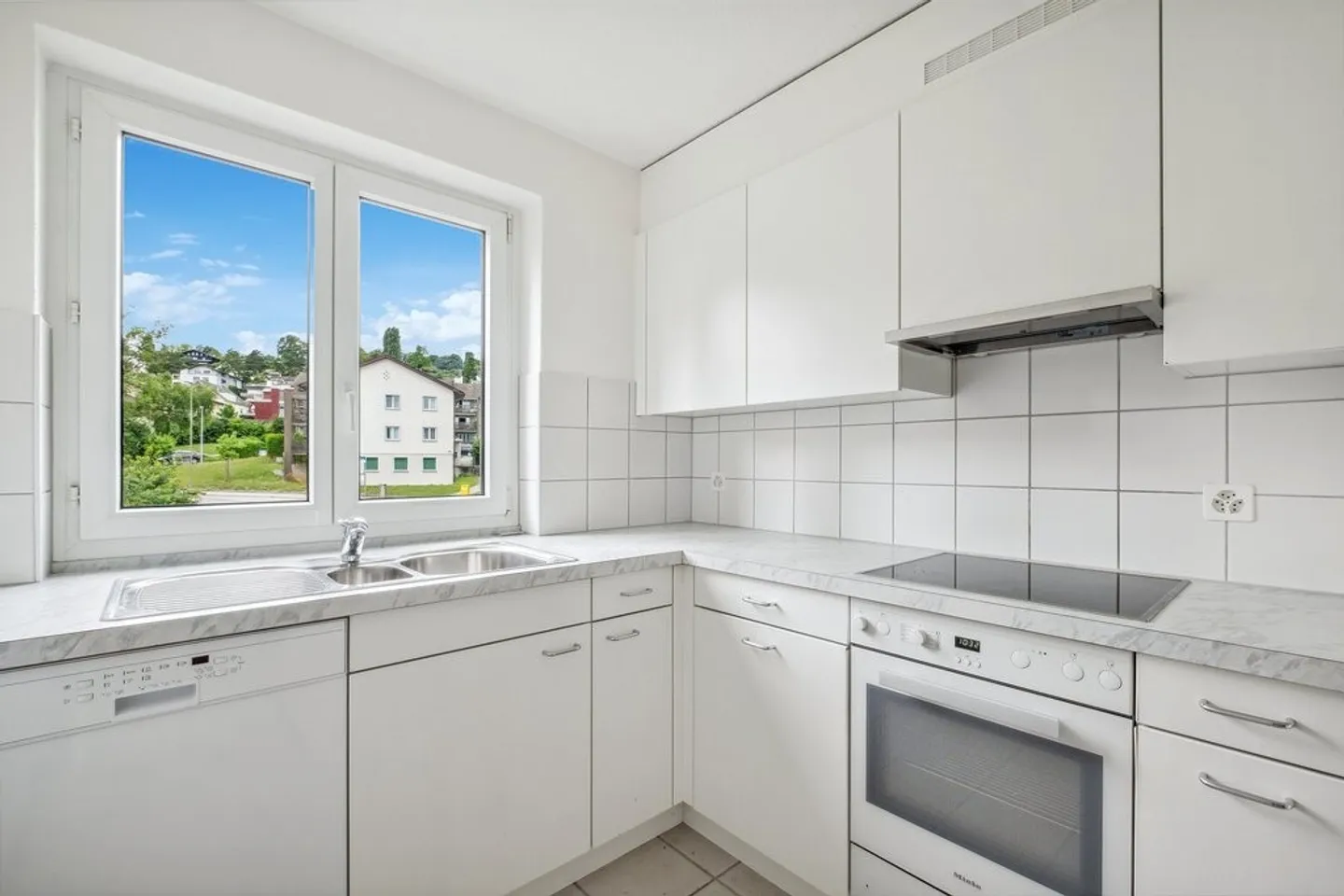 Wohnung in Rüschlikon mit Balkon - Foto 2 von 9