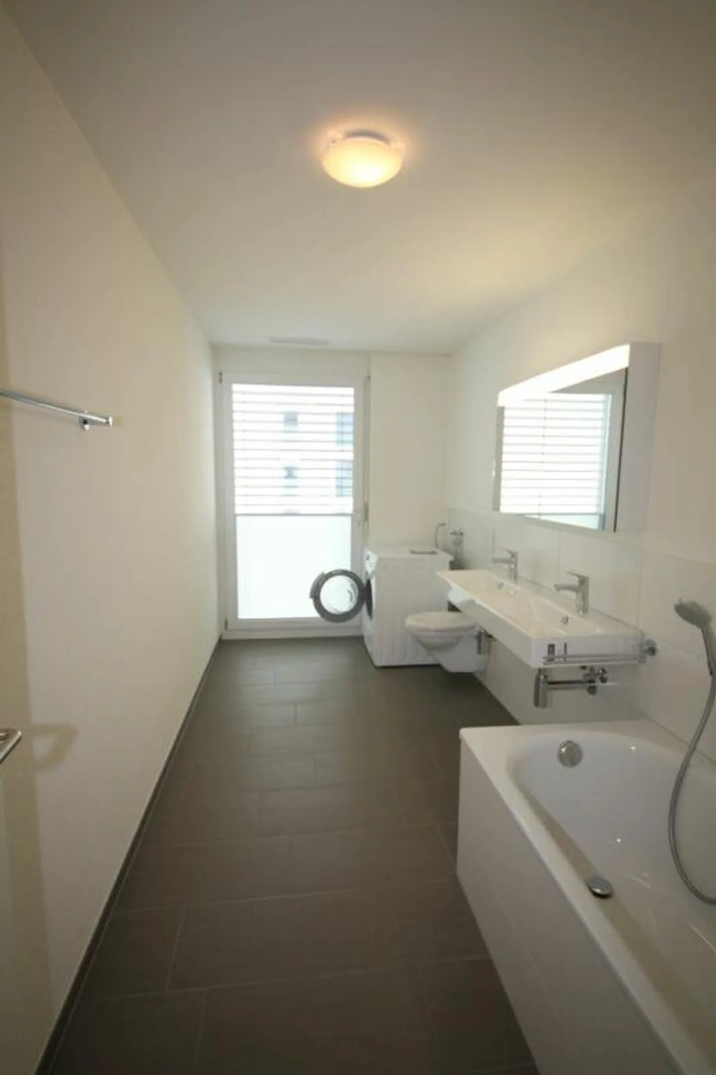 Appartamento vicino alla città - Foto 5 di 10