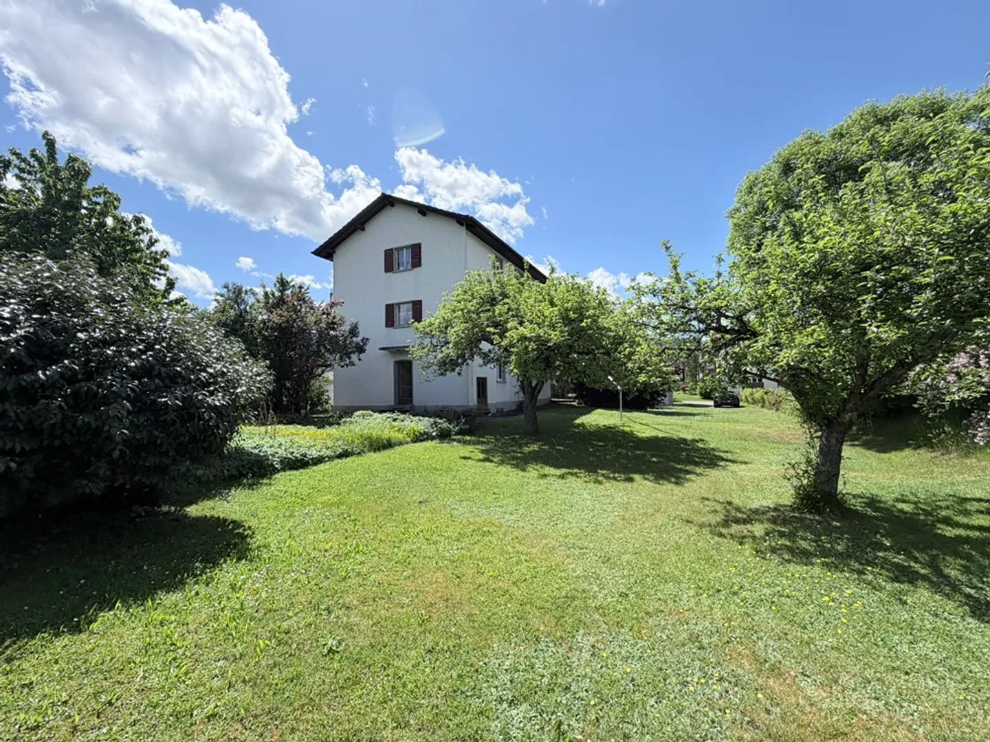 Casa familiare con 3 appartamenti, Courrendlin - 737000 - Foto 1 di 13