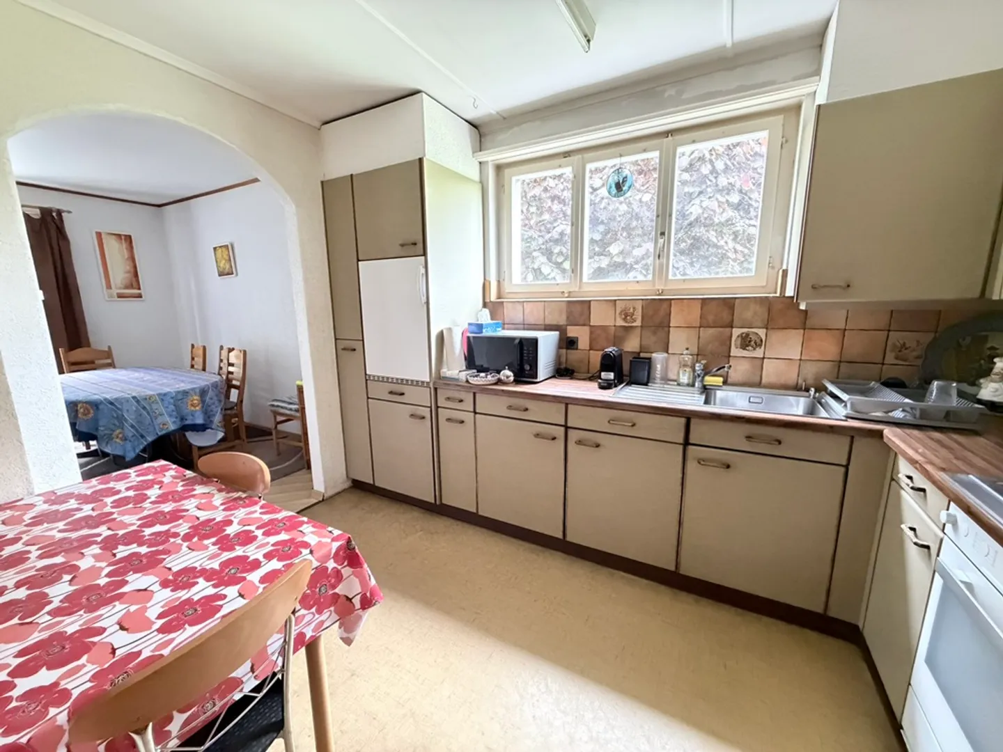 Casa familiare con 3 appartamenti, Courrendlin - 737000 - Foto 6 di 13