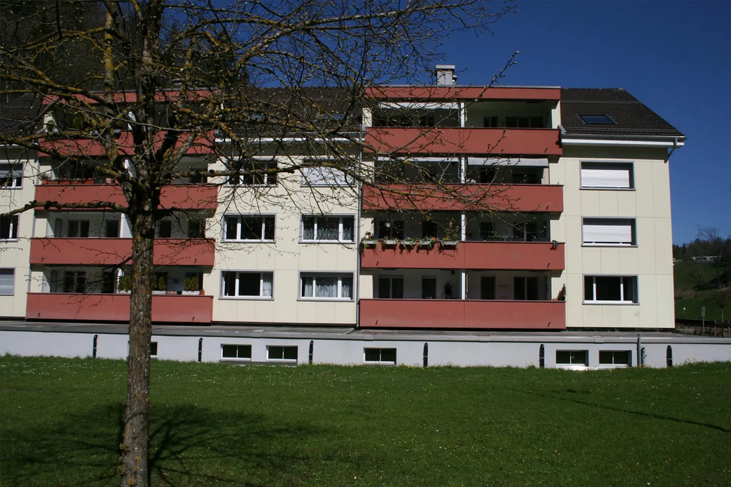 3.5-Room City Apartment Riethüsli District - Photo 1 of 5
