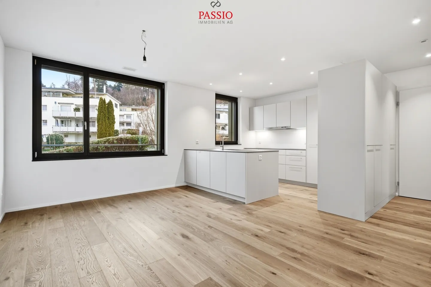 Modern 4.5-room new apartment with high-quality interior design - Photo 1 of 10