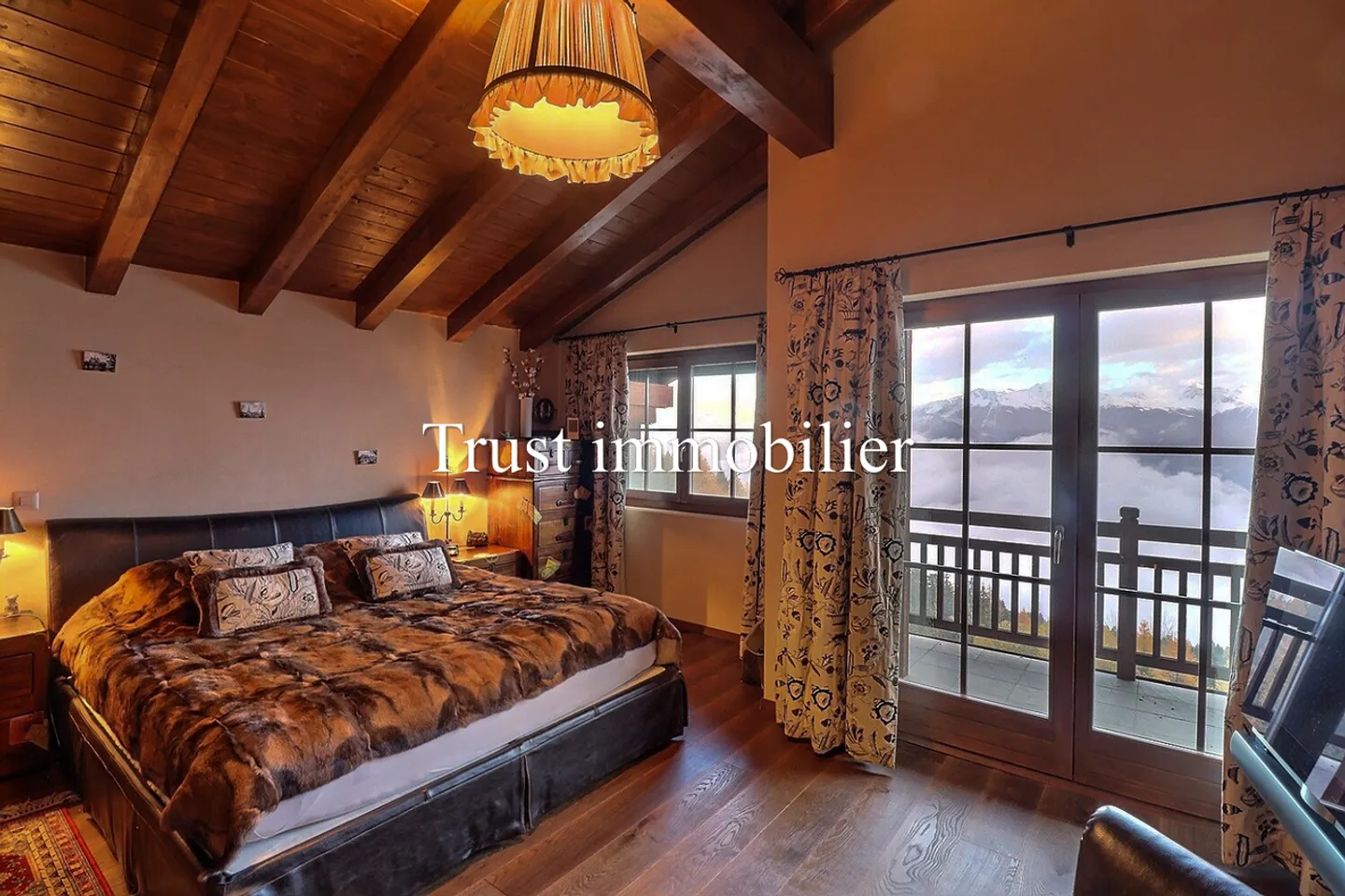 «6009. Bergchalet mit herrlicher Aussicht, 30 Minuten von Crans-Montana entfernt» - Foto 4 von 13
