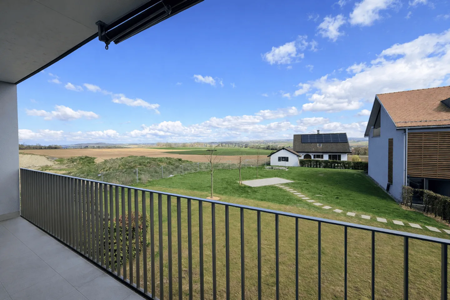 2,5-Zimmer-Wohnung zur Rendite, Balkon mit freiem Blick Allens VD in der Nähe - Foto 4 von 5