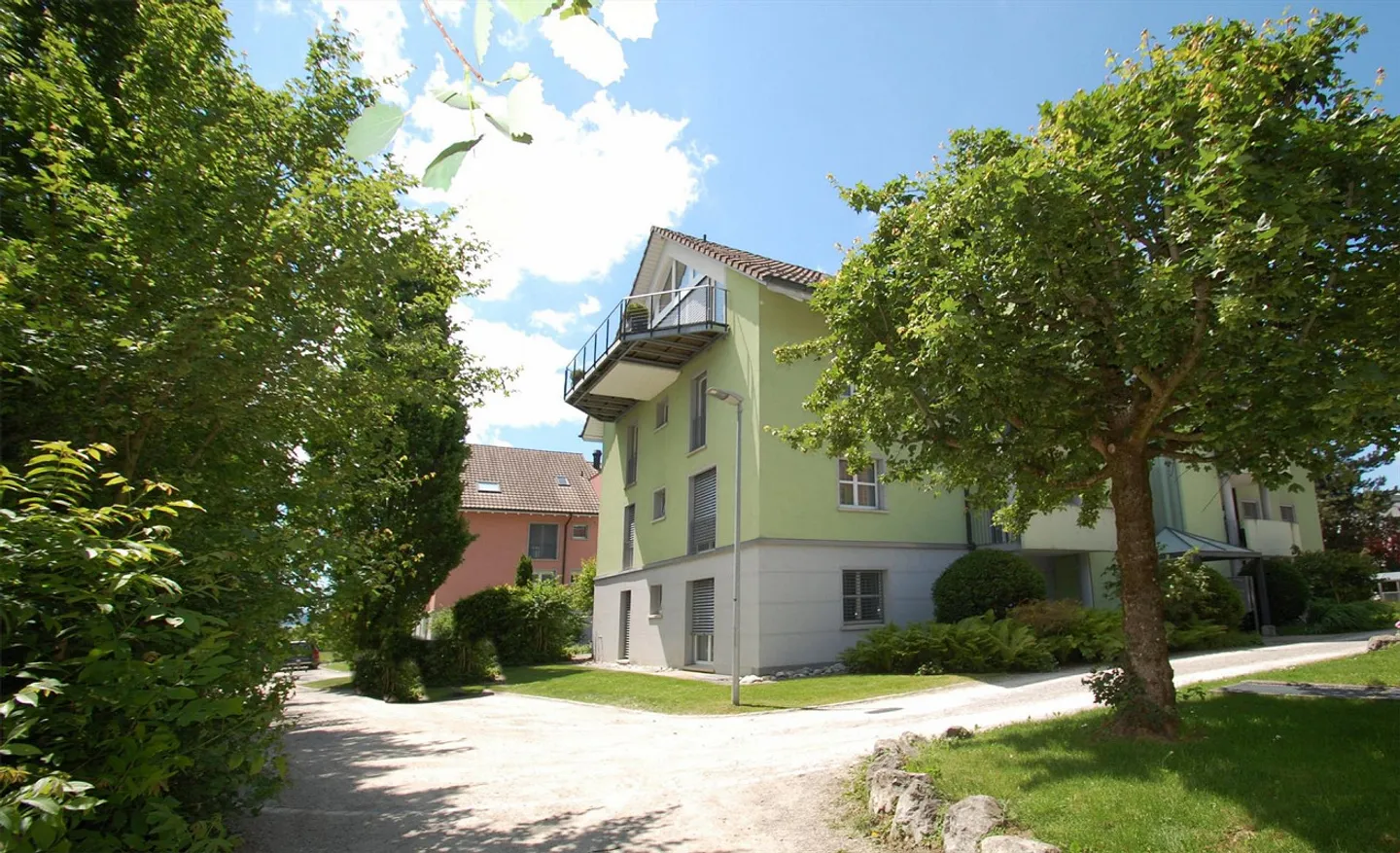 Spacious 5.5 Room Maisonette Apartment with Stunning Views - Photo 1 of 13