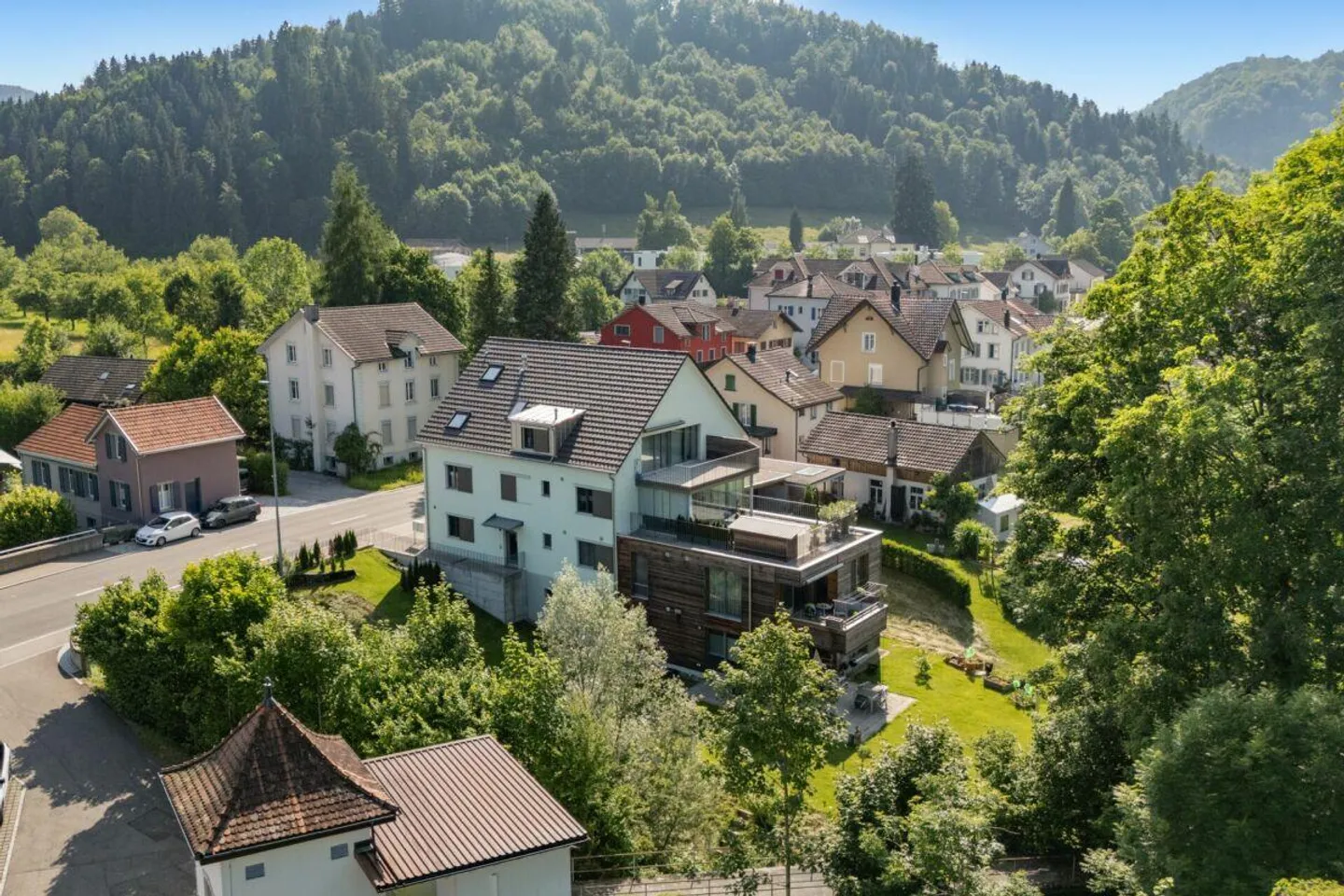 Move in and feel good - Stylish 5.5 room penthouse apartment - Photo 4 of 14