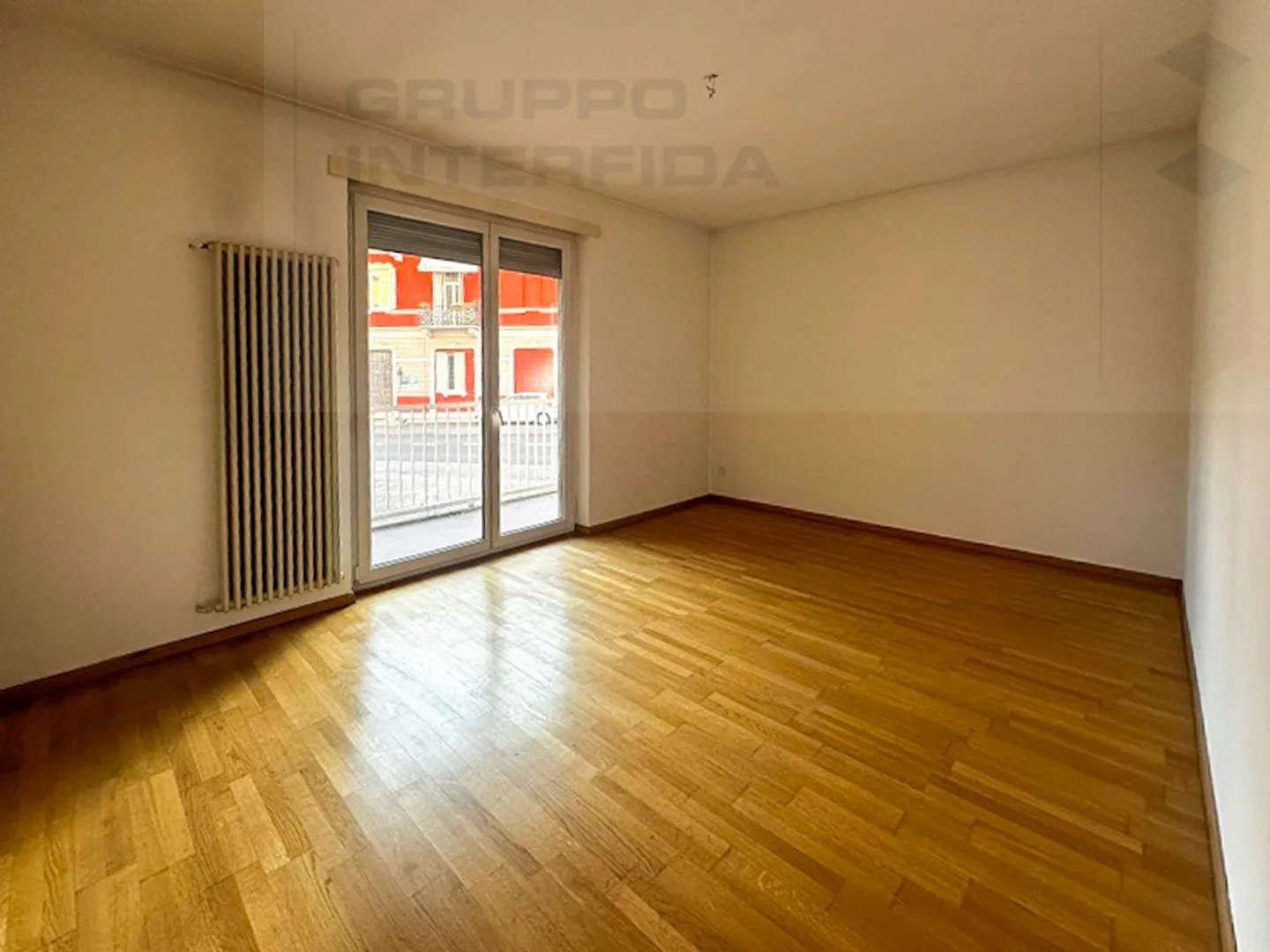 APPARTAMENTO RISTRUTTURATO PRIMA PIGIONE GRATUITA - Foto 6 di 11