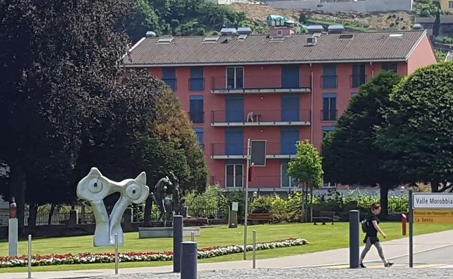 Appartamento spazioso con vista sulla città - Foto 2 di 7