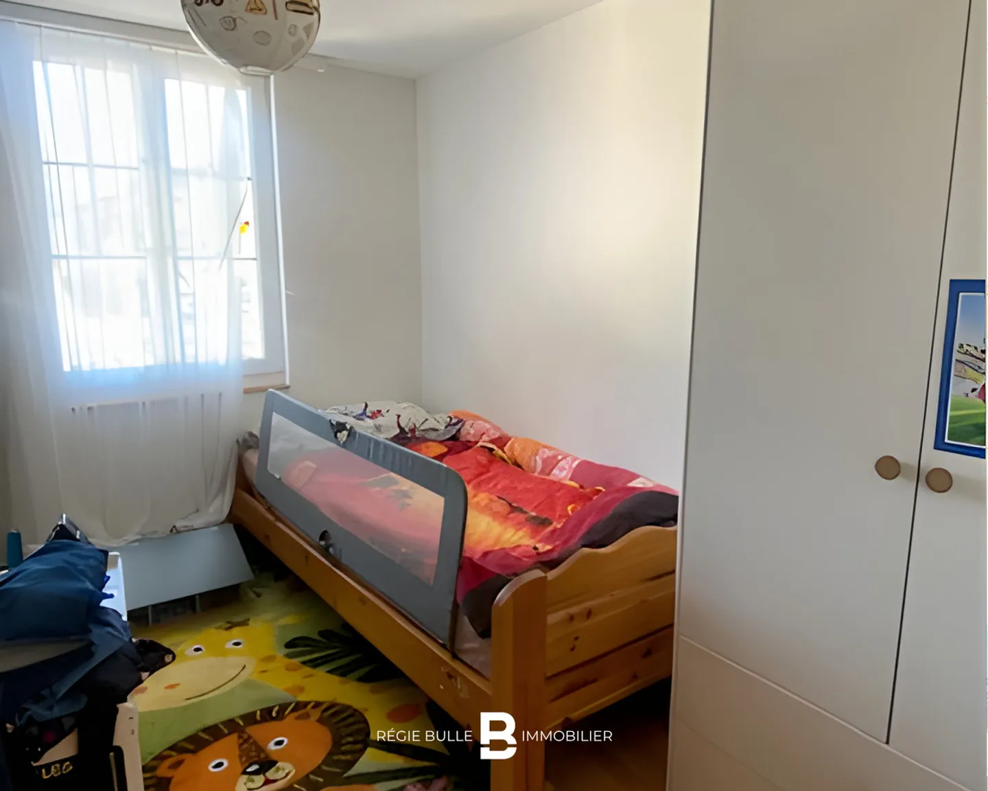 LENK - Magnifique appartement de 4.5 pièces au 2ème étage - Foto 5 di 7