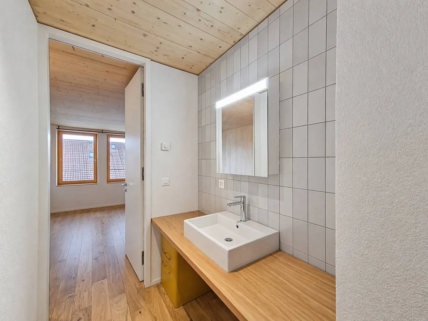 2.5 Room Apartment - Photo 2 of 5