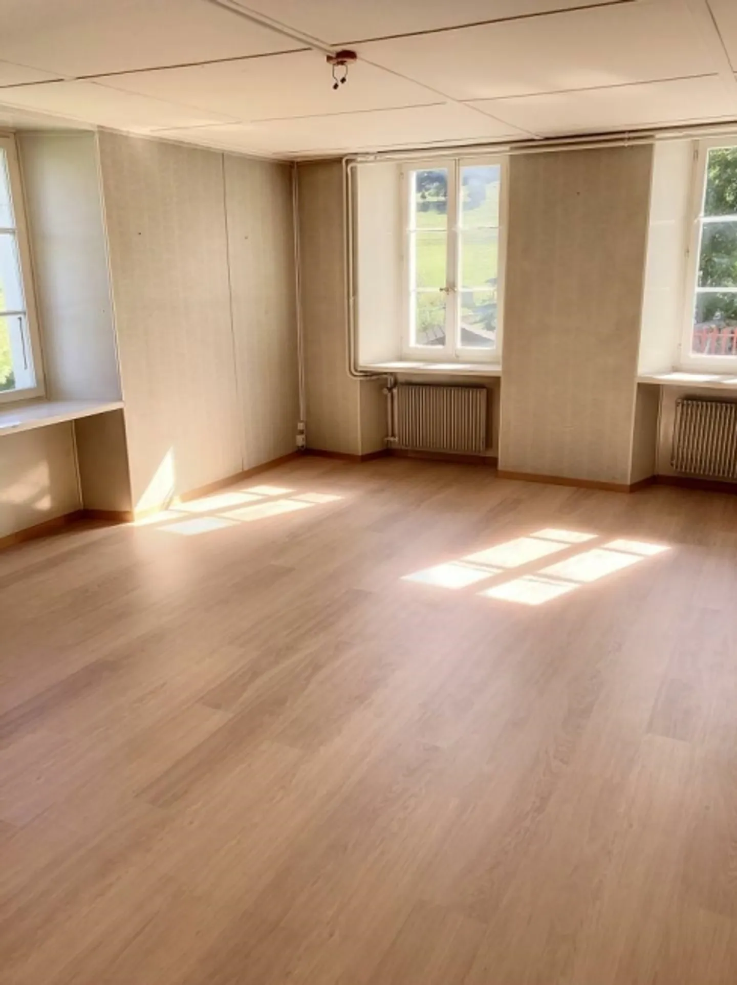 Apartment on the ground floor with garden and covered parking space - Photo 4 of 6