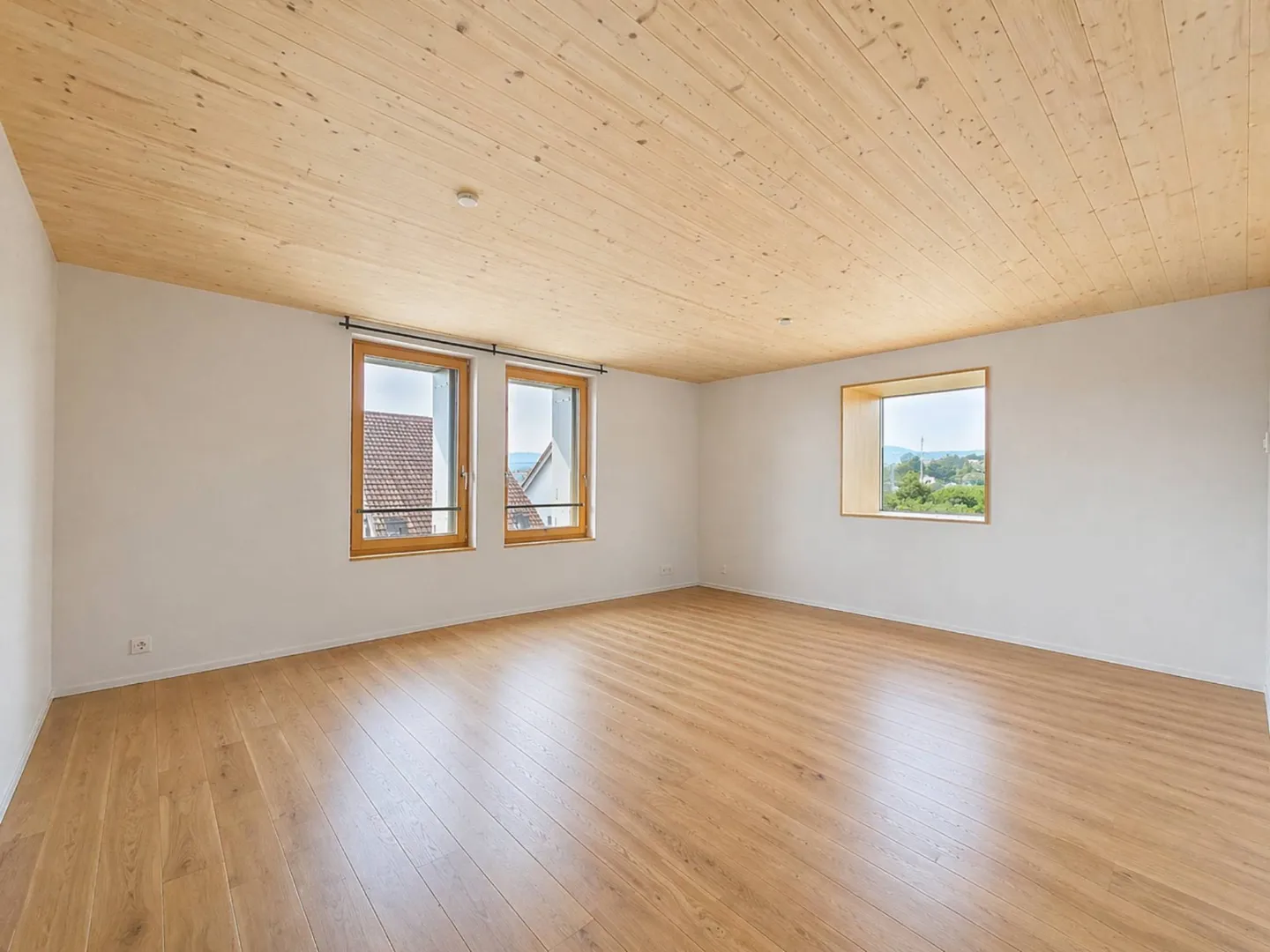 2.5 Room Apartment - Photo 3 of 5