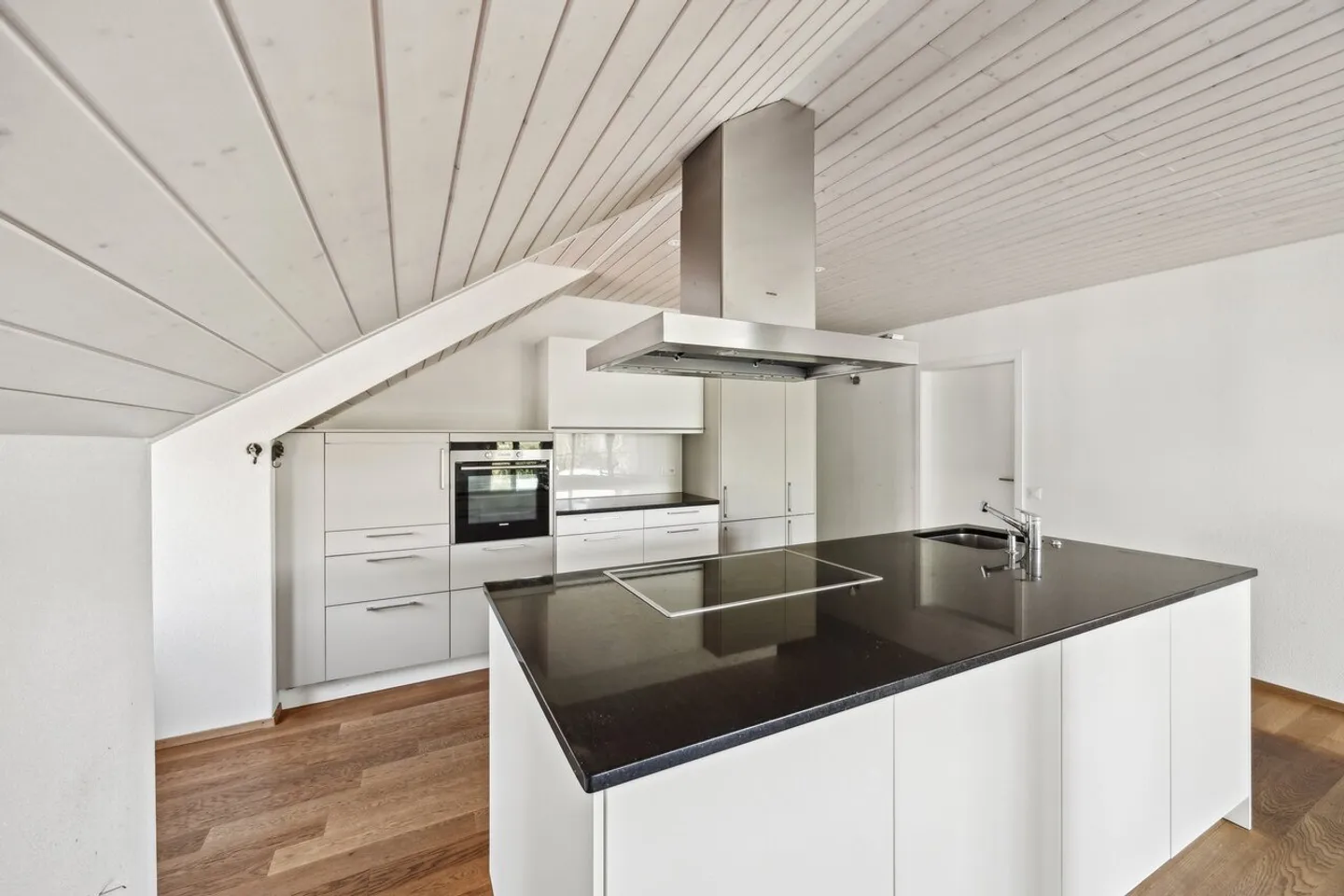 Charming Attic Apartment - Close to Nature and Quiet - Photo 5 of 9