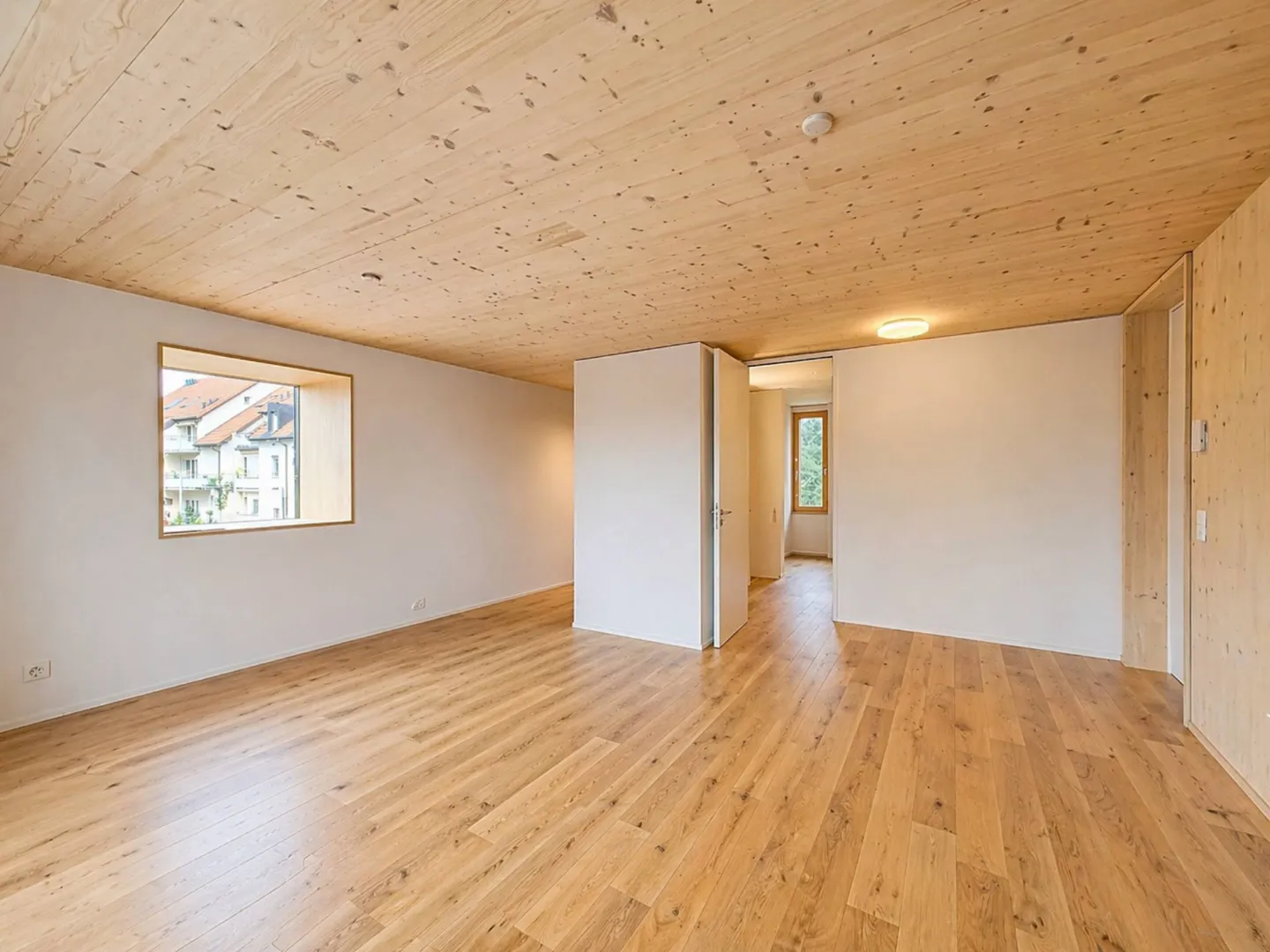 2.5 Room Apartment - Photo 4 of 5