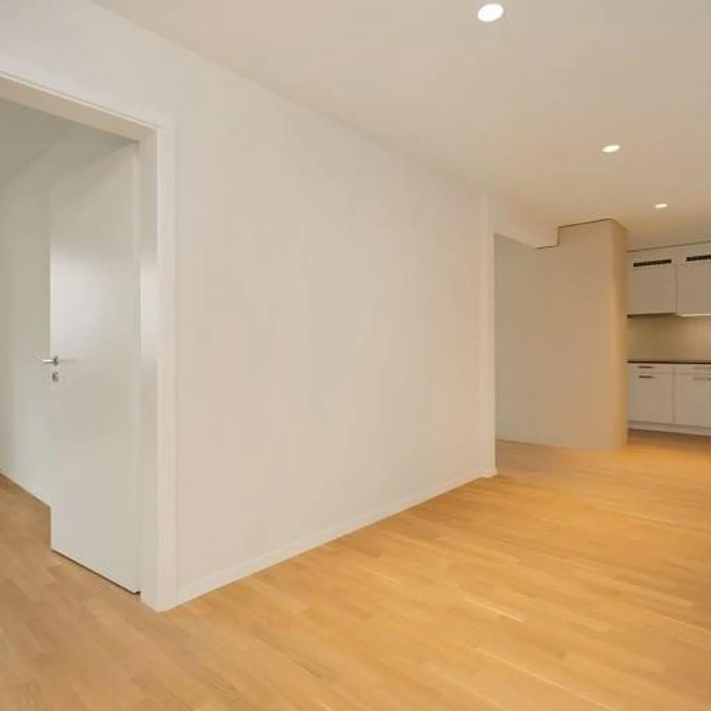 Appartement 4,5 pièces avec quatre balcons au centre de Bienne à louer - Photo 7 sur 13