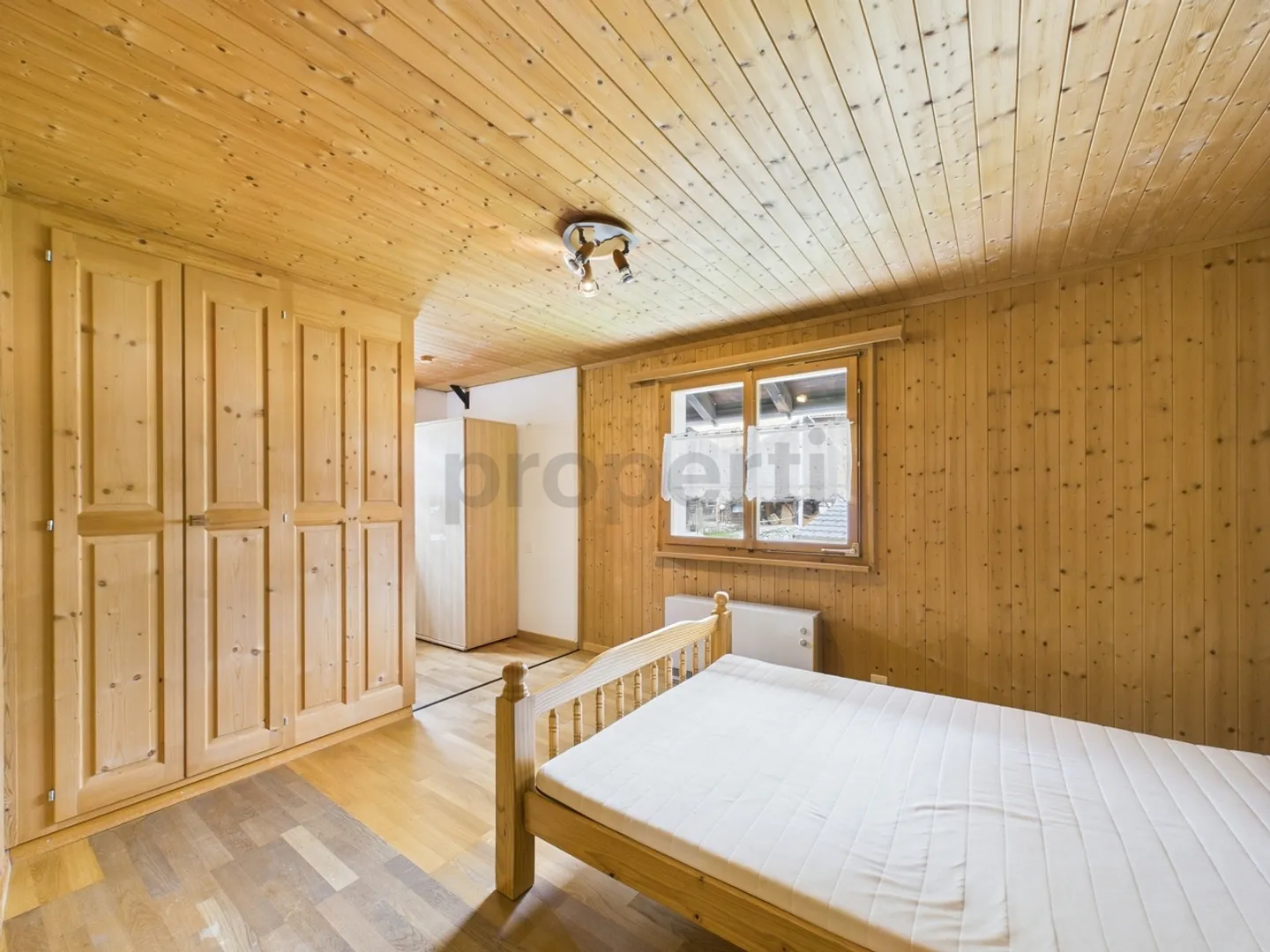 Charming 5.5-room attic apartment in a central location in Sedrun - Photo 7 of 13