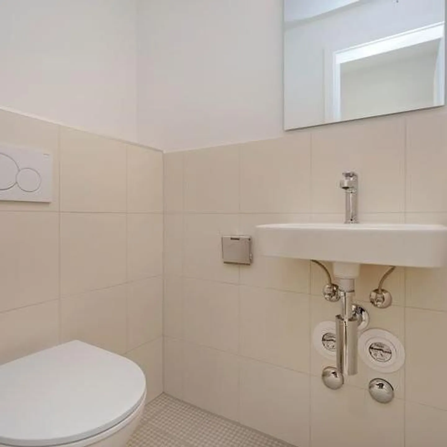 Appartement 4,5 pièces avec quatre balcons au centre de Bienne à louer - Photo 9 sur 13