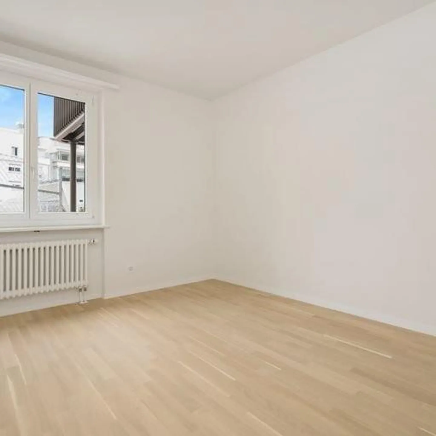 Appartement 4,5 pièces avec quatre balcons au centre de Bienne à louer - Photo 11 sur 13