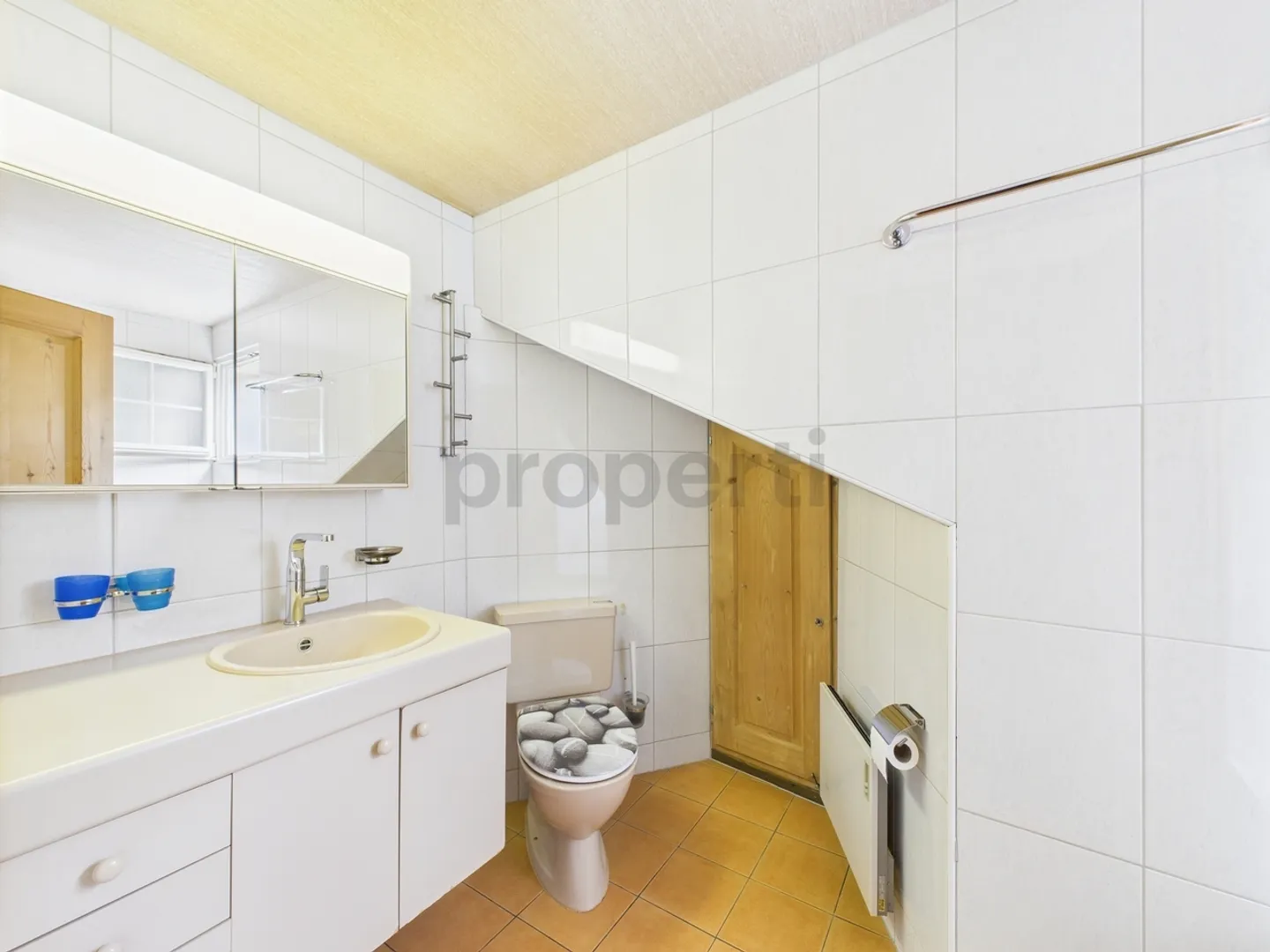 Charming 5.5-room attic apartment in a central location in Sedrun - Photo 10 of 13