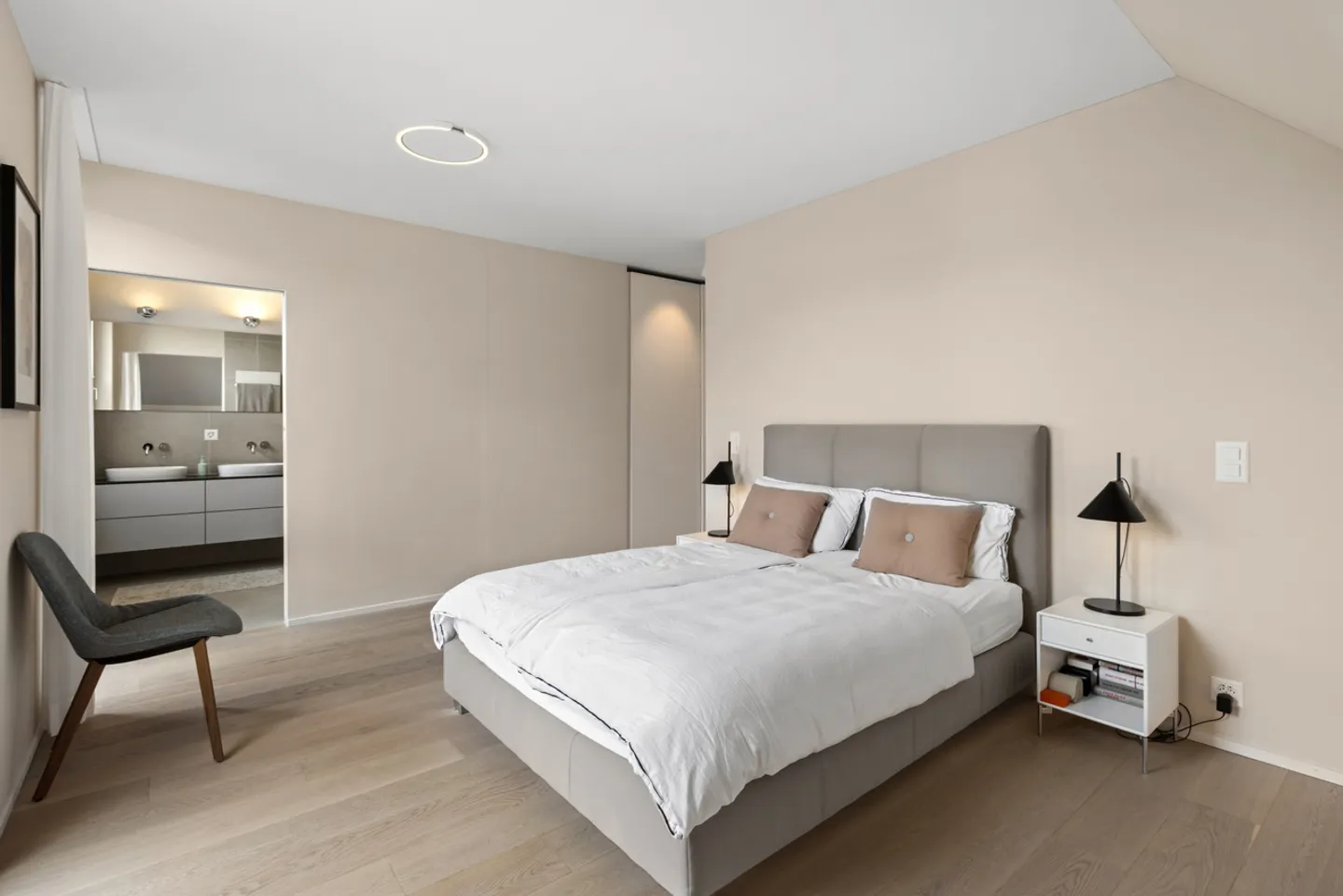 Exklusives Penthouse mit Bergsicht - Foto 1 von 7