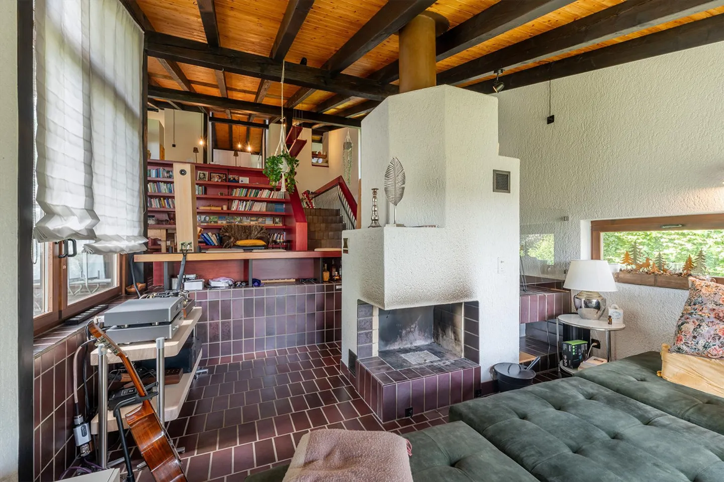 Private living in a magnificent hillside location above Aarau - Photo 5 of 13