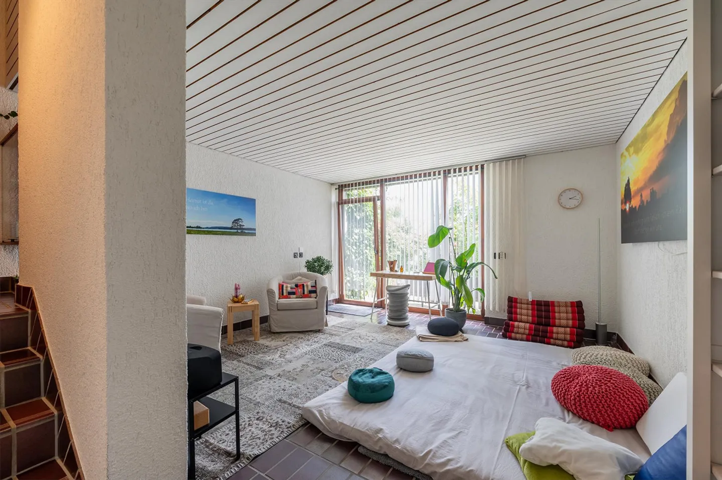 Private living in a magnificent hillside location above Aarau - Photo 8 of 13