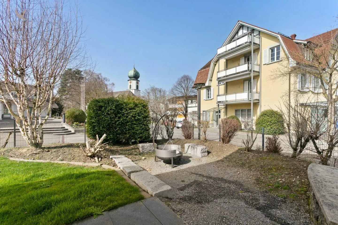 Incantevole casa unifamiliare di 5 1/2 stanze con giardino idilliaco - Foto 6 di 13