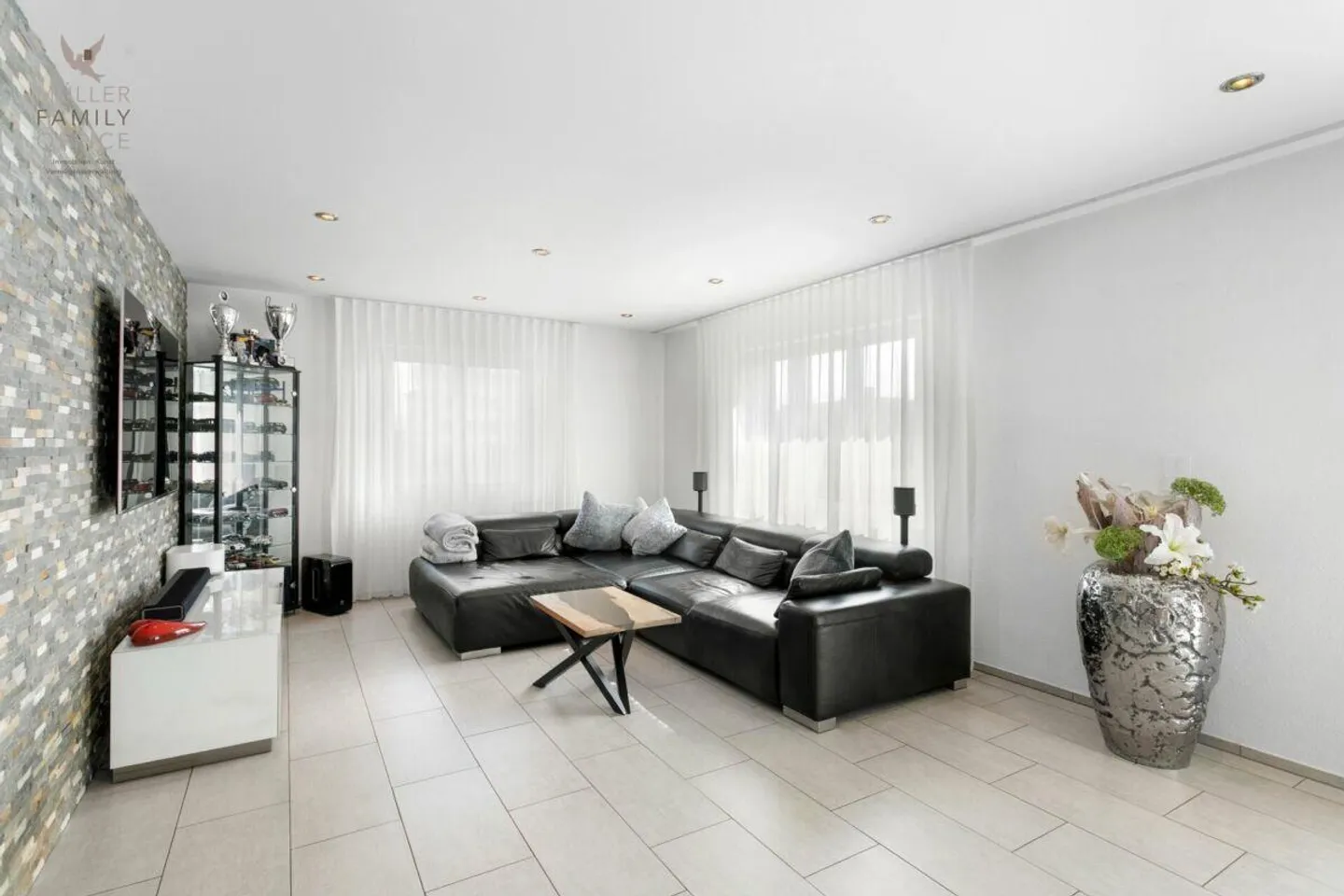 Incantevole casa unifamiliare di 5 1/2 stanze con giardino idilliaco - Foto 9 di 13