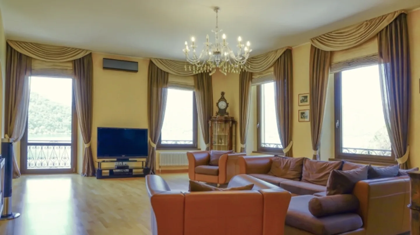 «Elegantes Penthouse direkt am Ufer des Luganersees» - Foto 4 von 14