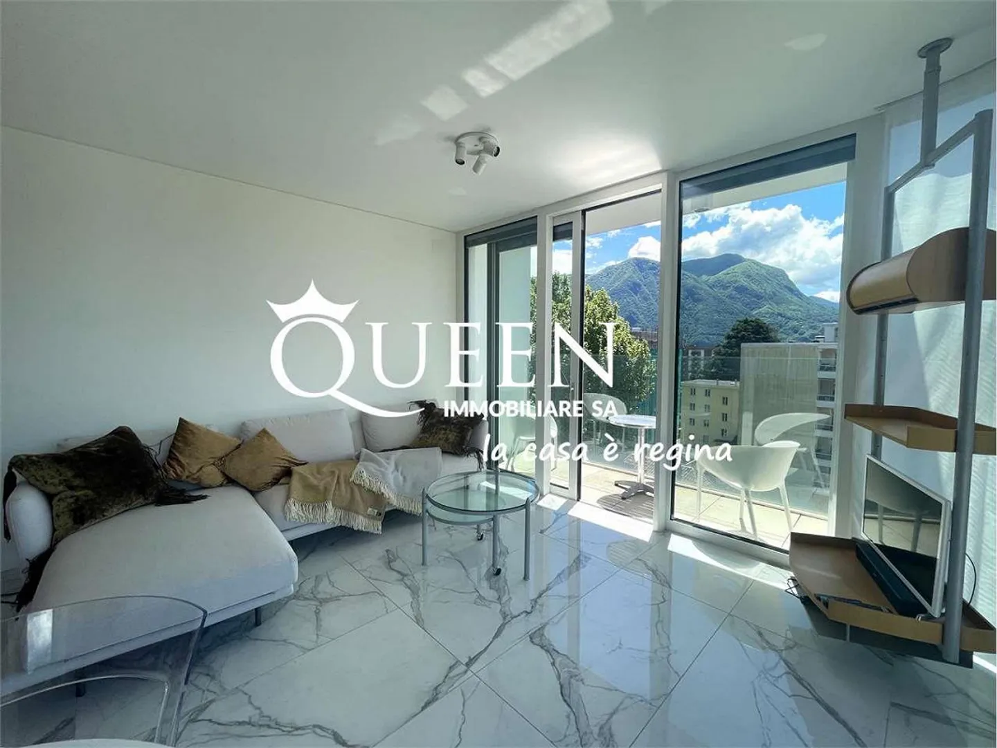 Lugano-Viganello: luminoso attico 2.5 locali - Foto 6 di 13