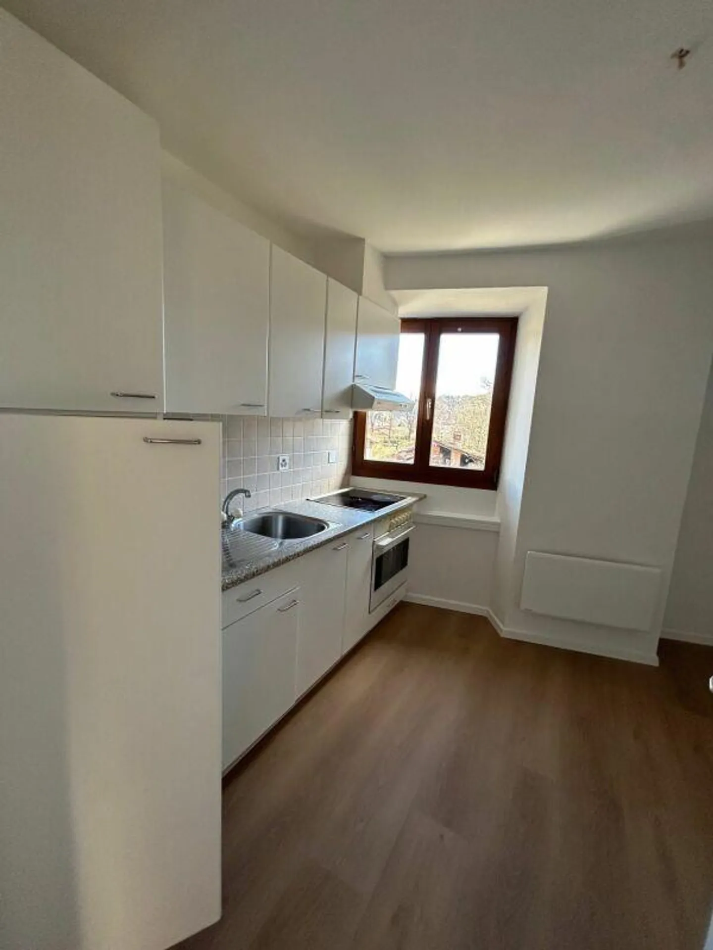 Charmant appartement récemment rénové - Photo 1 sur 7
