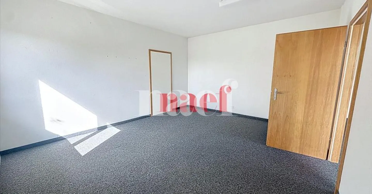 Office space for rent - Photo 4 of 5