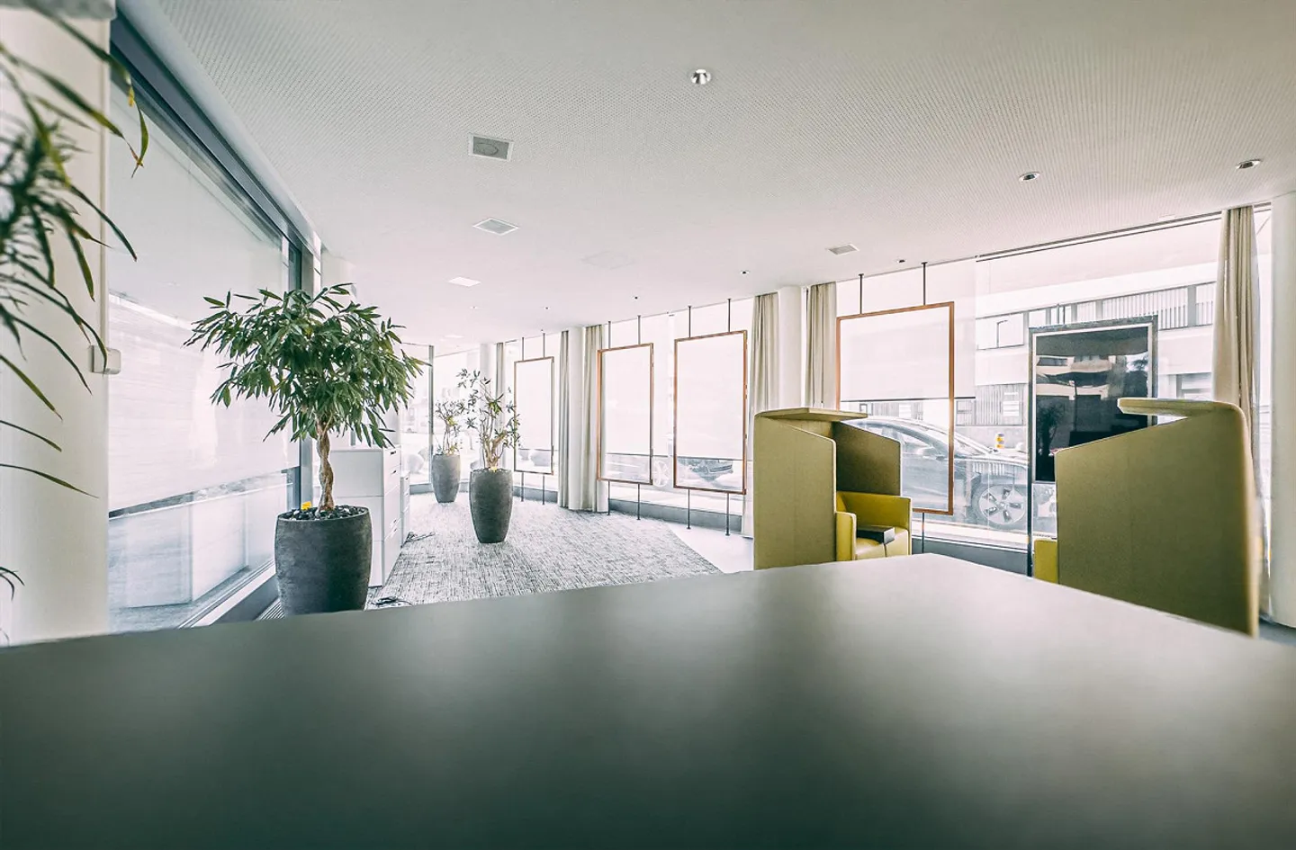 Votre entreprise dans un emplacement de choix - visibilité garantie ! - Photo 15 sur 15
