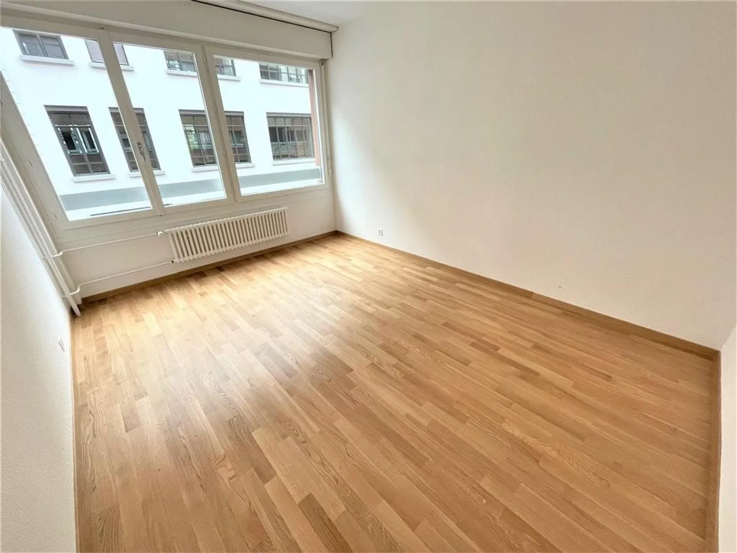 Jonction - proche quartier des Banques - Photo 6 sur 9