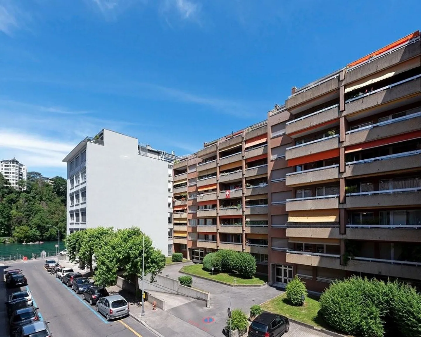 Jonction - proche quartier des Banques - Photo 1 sur 9