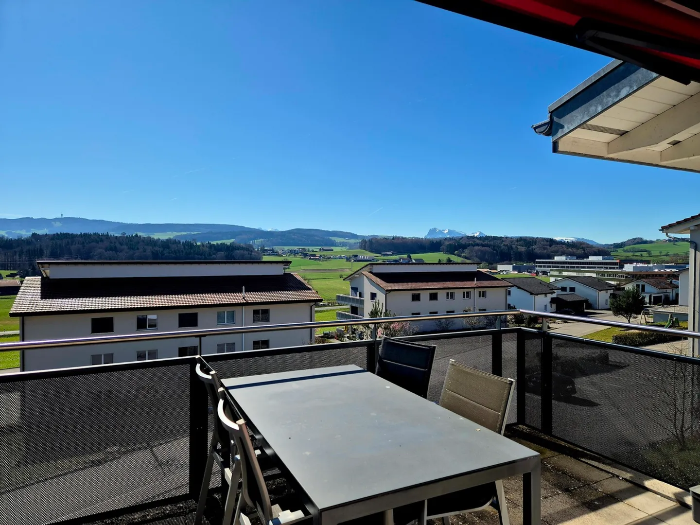 VILLAZ-ST-PIERRE / 2,5 pièces avec balcon et colonne de lavage - Foto 2 von 4