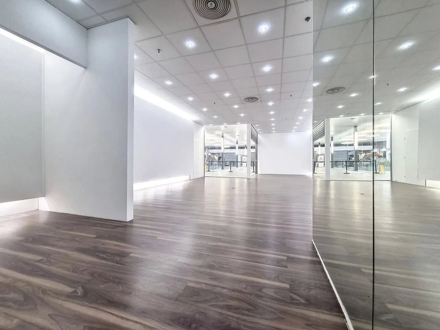 Espace Commercial à Conthey - Photo 2 sur 4