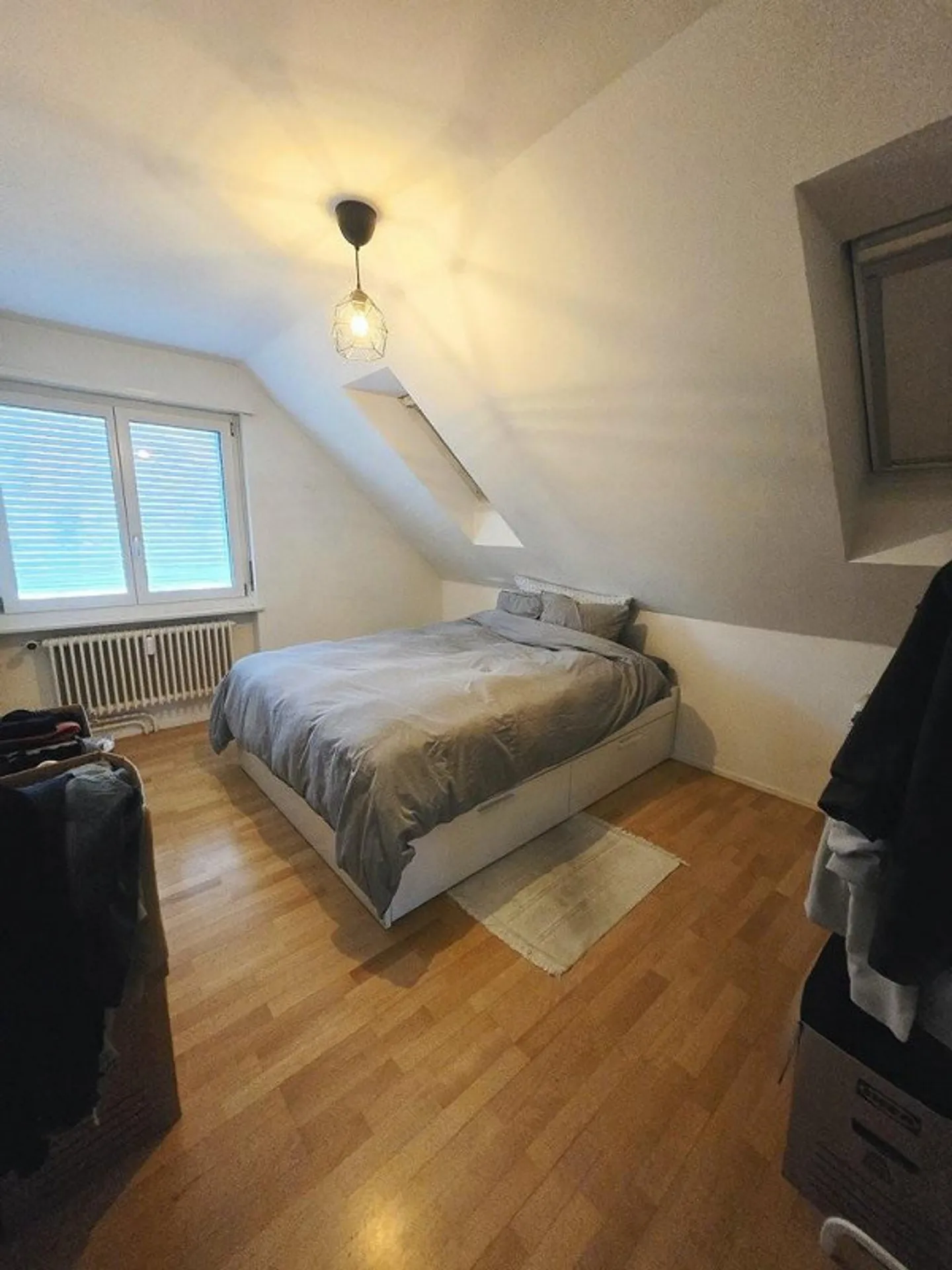 Cozy 3-room attic apartment for rent in Liebefeld - Photo 6 of 9