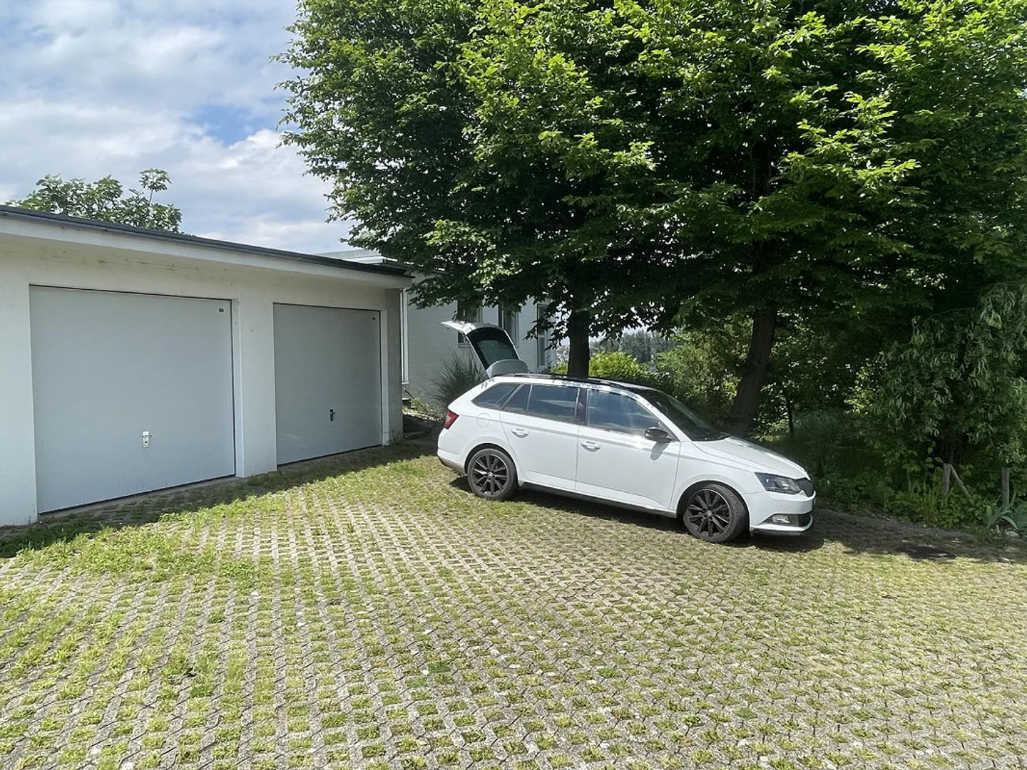 Casa bifamiliare di 4 1/2 stanze (camera degli ospiti inclusa), garage e 2 posti auto Therwil/BL - Foto 13 di 13