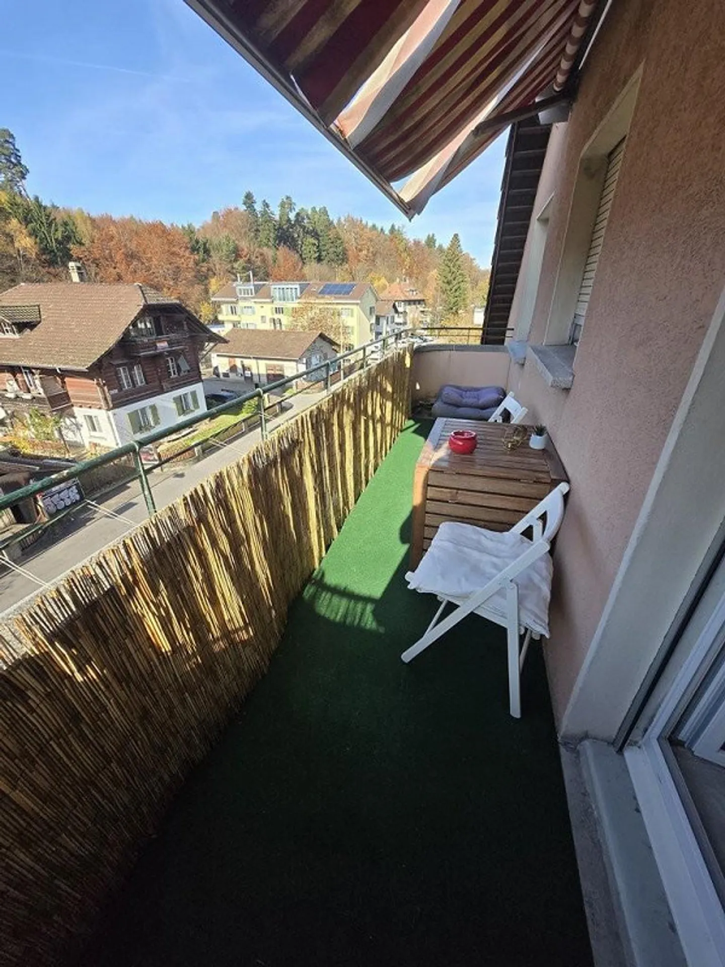 Cozy 3-room attic apartment for rent in Liebefeld - Photo 8 of 9