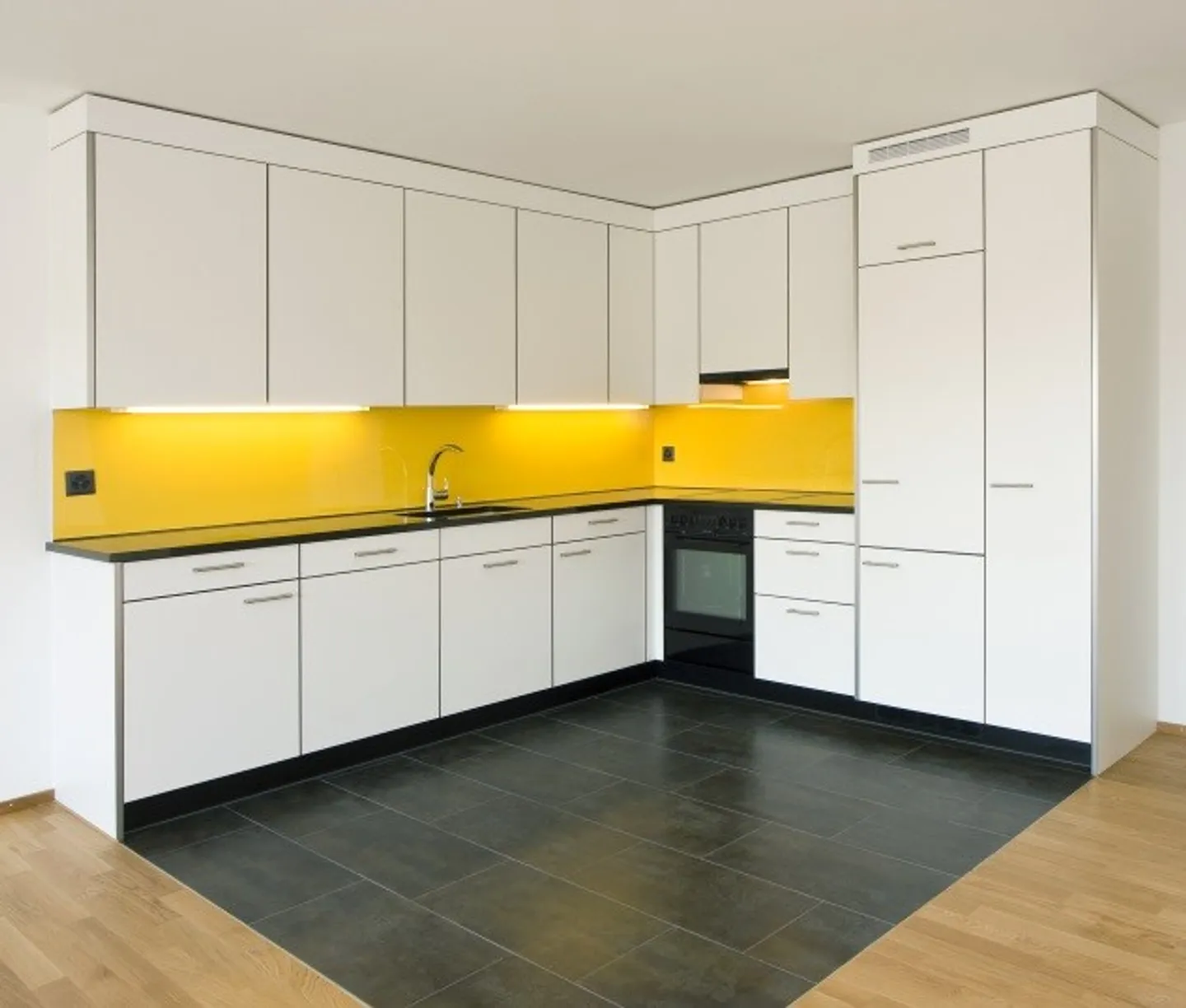 Modernes Apartment in Uster - Foto 3 von 5