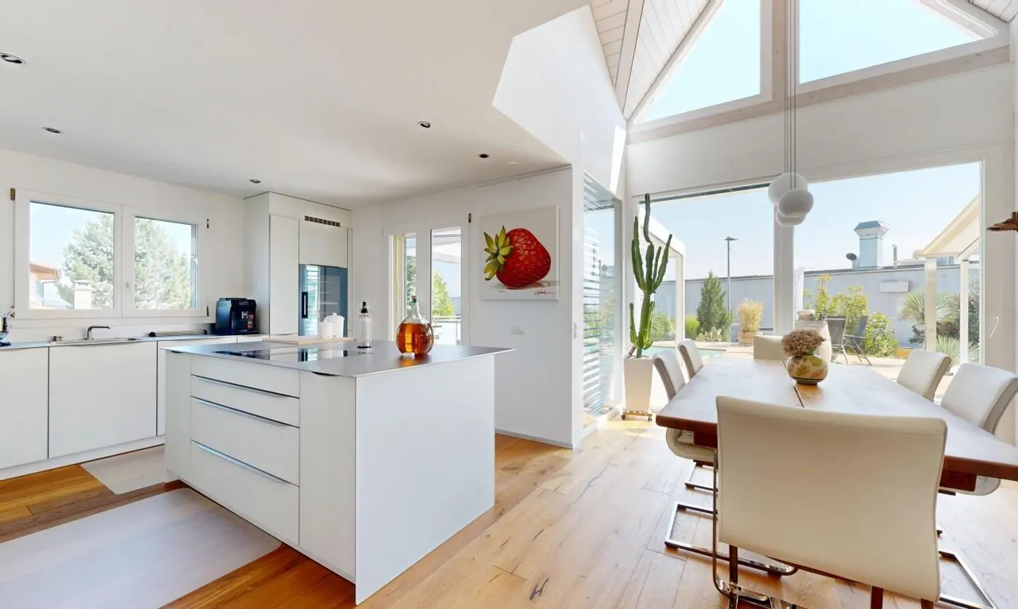 Élégante maison familiale avec piscine et jardin - Photo 7 sur 11