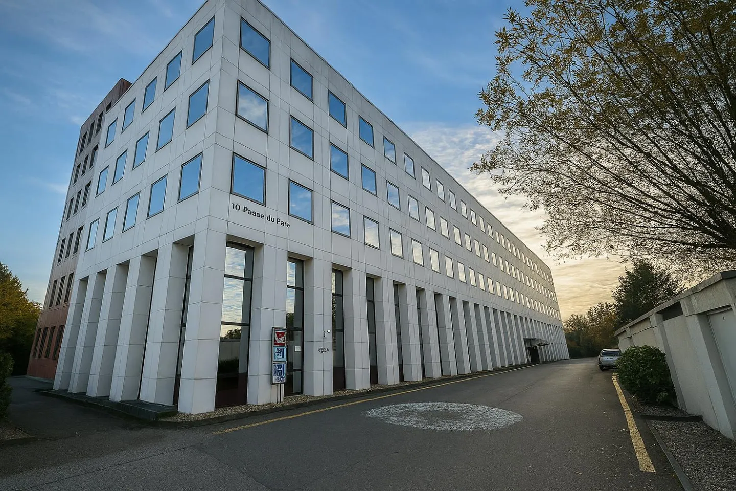 Espaces mixtes à louer - Satigny - À partir de 200 m2 - Photo 1 sur 10