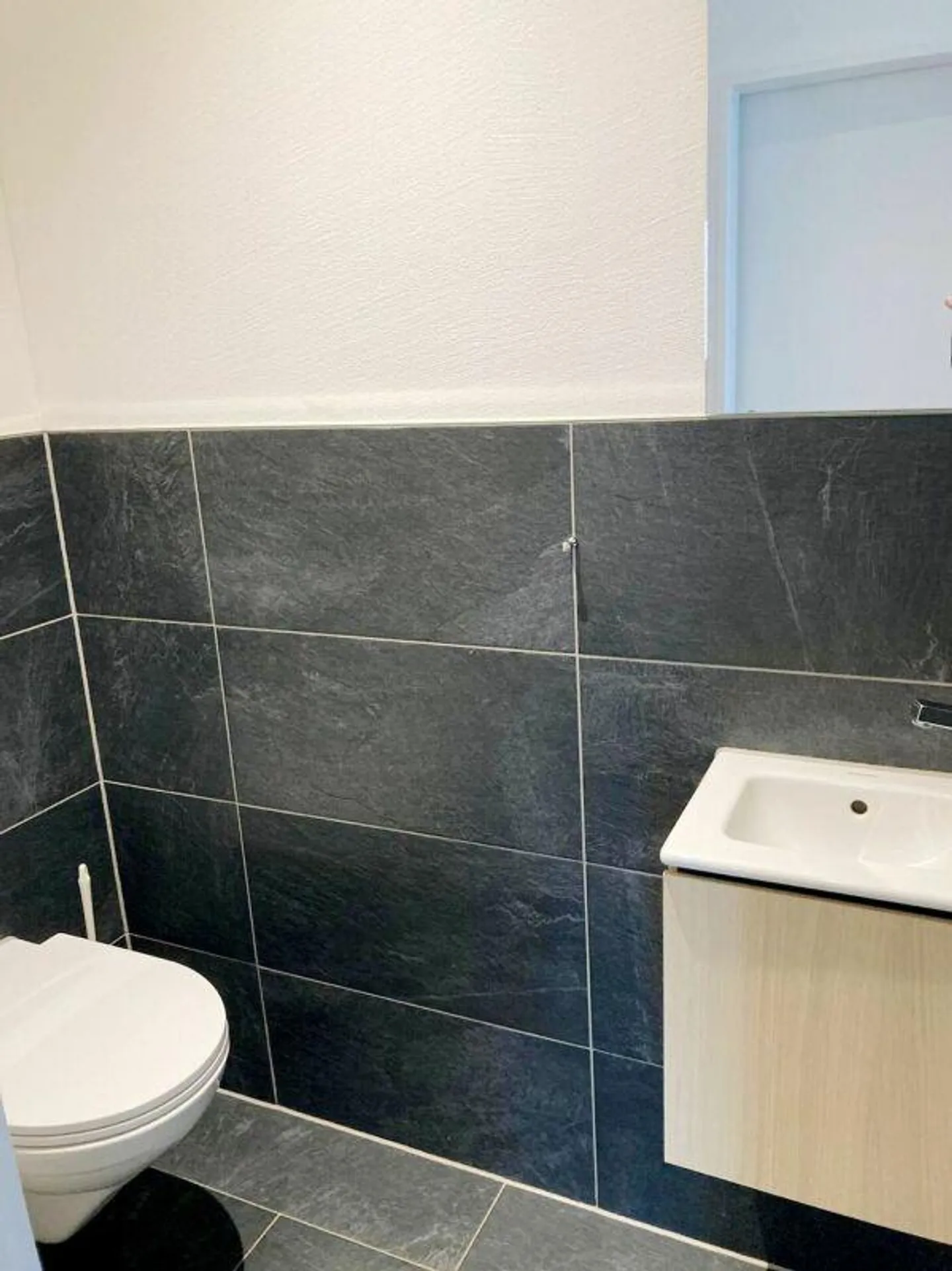 Luminoso appartamento mansardato di 3,5 locali con meravigliosa vista sul lago! - Foto 6 di 10