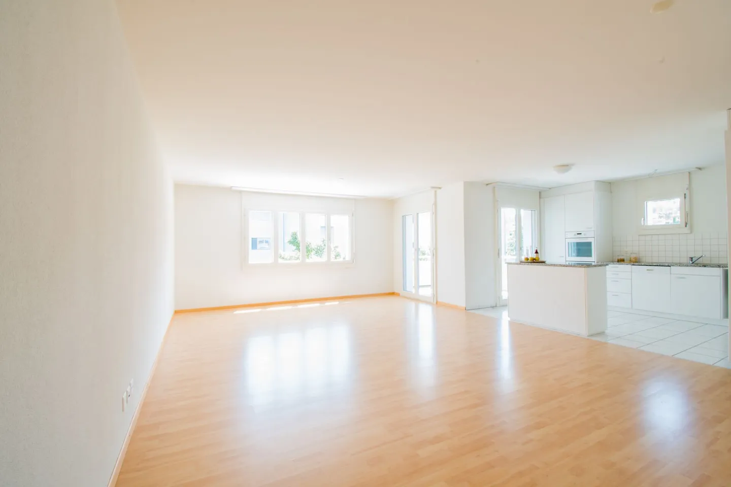 Bright | Child-friendly | with large cellar - Photo 3 of 12