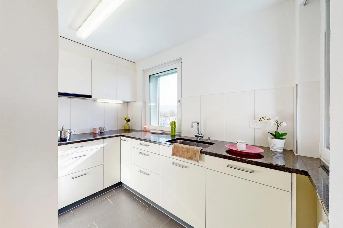 Il tuo rifugio in una posizione idilliaca! - Foto 3 di 11