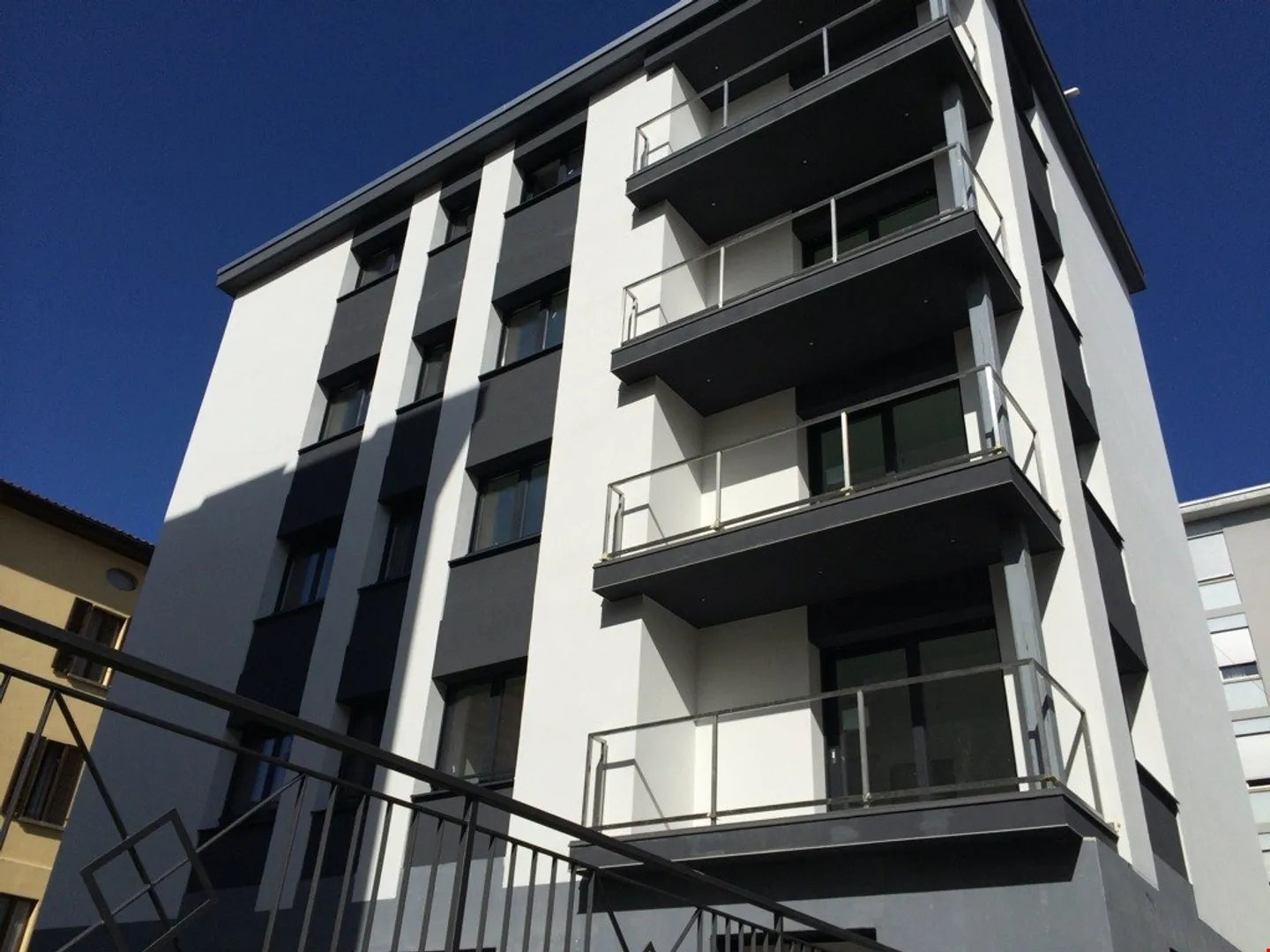 Interessante proprietà di rendimento in una posizione strategica a Lugano - Foto 3 di 4