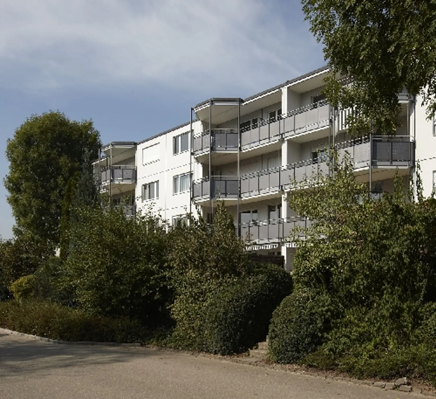 Moderne Wohnung mit Gartensitzplatz - Foto 1 von 4