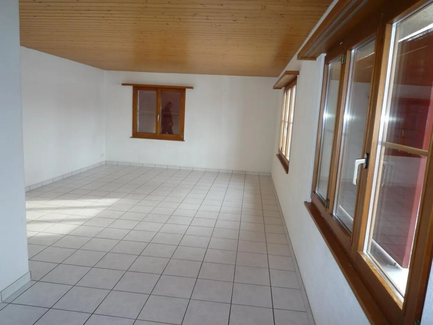 Attraktive 3.5-Zimmerwohnung EG mit Grillplatz - Foto 3 von 9